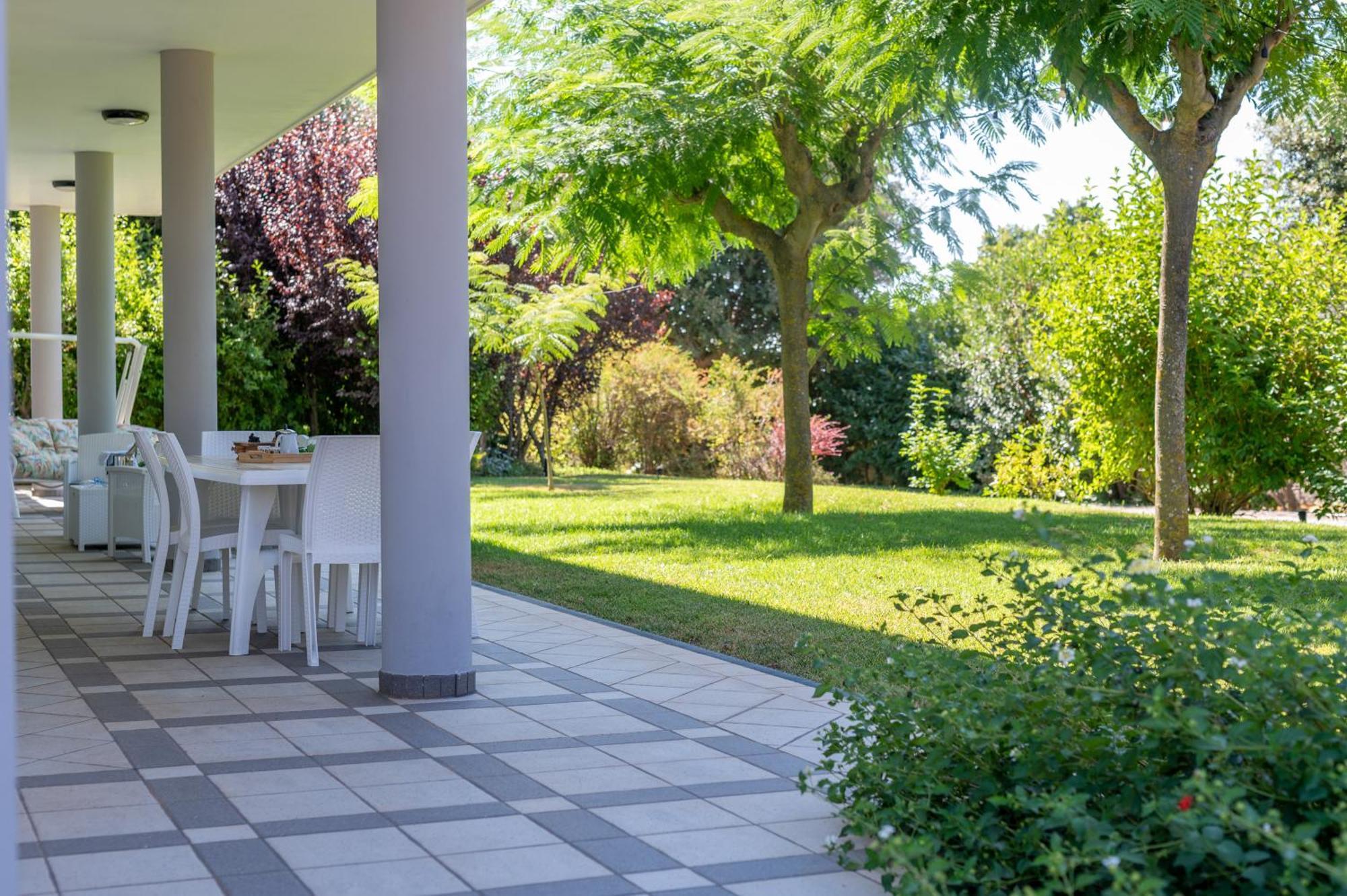 Villa Estia - Nel Cuore Della Valle D'Itria Cisternino Εξωτερικό φωτογραφία